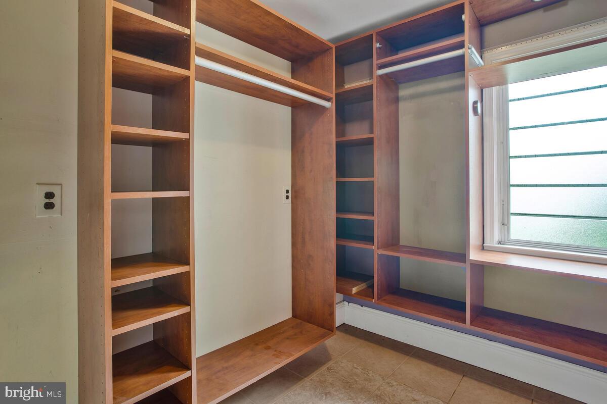 SHIPLEY - Residential