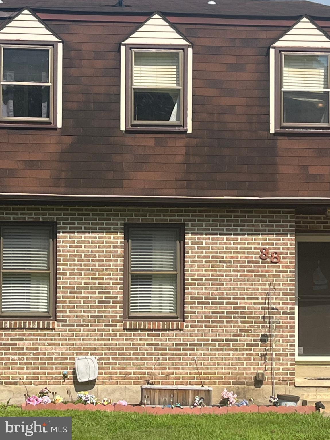 This 3 bed/2 1/2 bath Townhome is in a great location, close to shopping and just a mile from the DE line. Lovely hardwood floors on the main floor, a must see. Large Deck over looking a large grassed area, front of the house faces Delancy Road. Basement is finished with unfinished areas for storage as well.