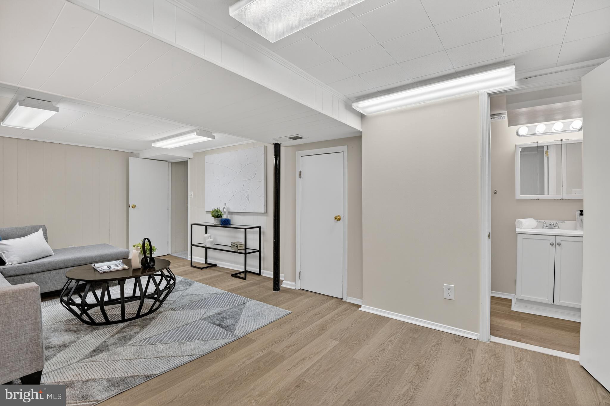 HUNGERFORD - Residential