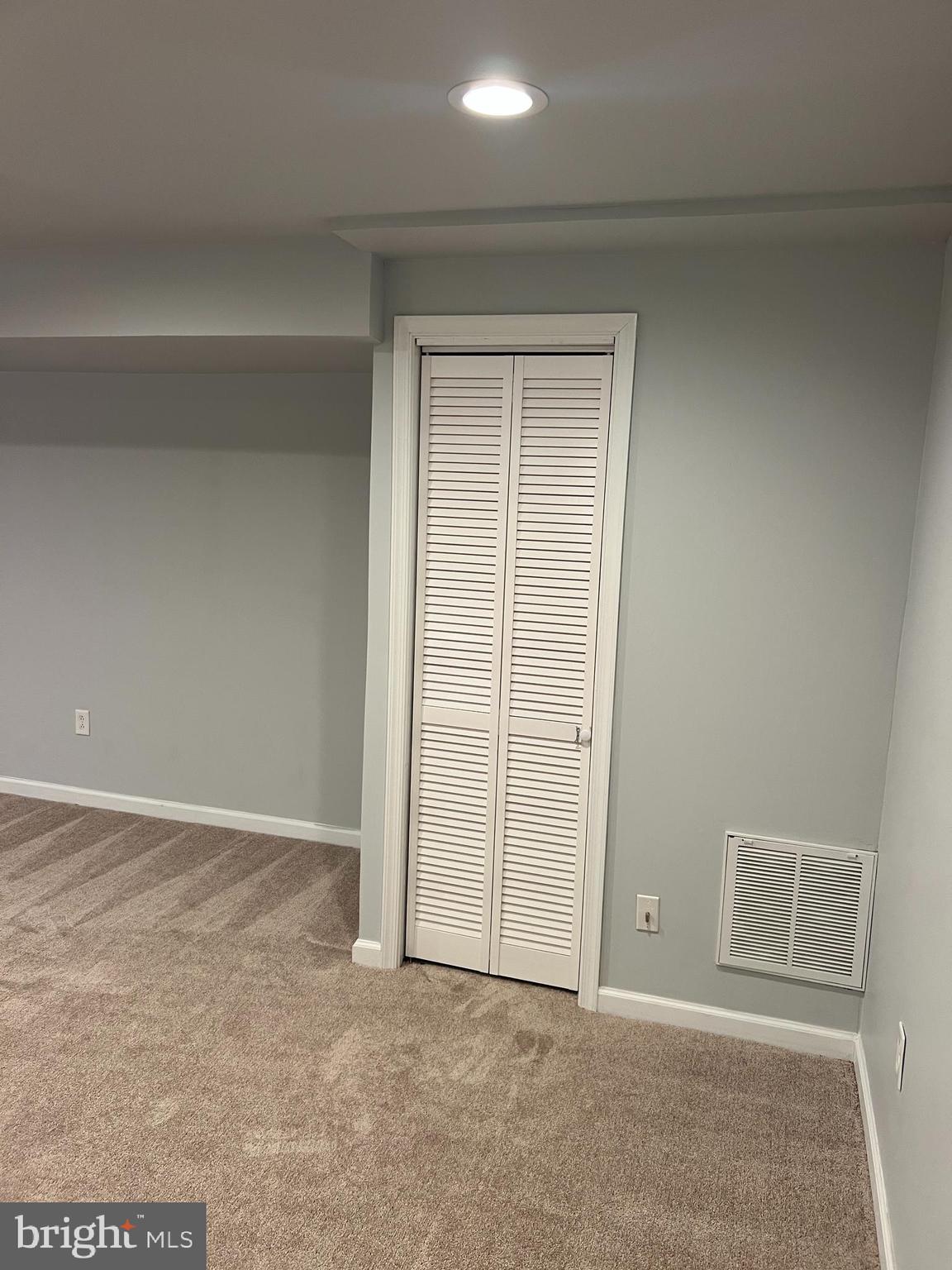 DOE RUN ESTATES - Residential