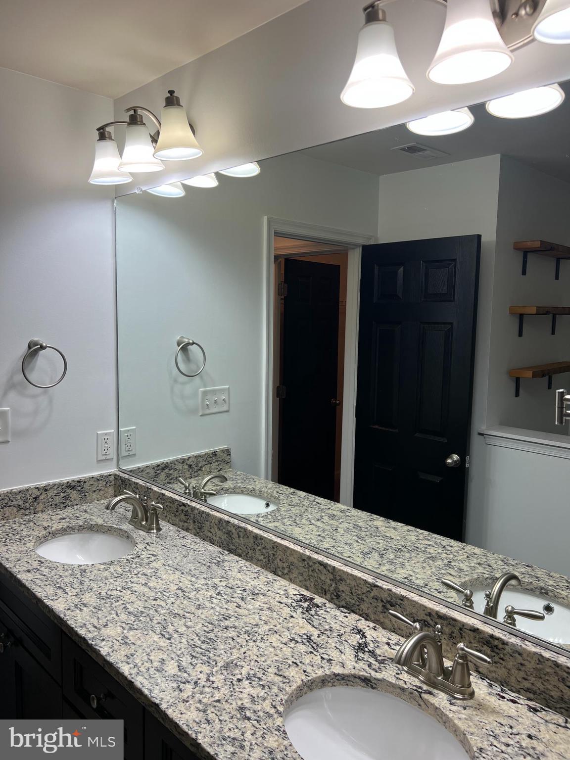 DOE RUN ESTATES - Residential