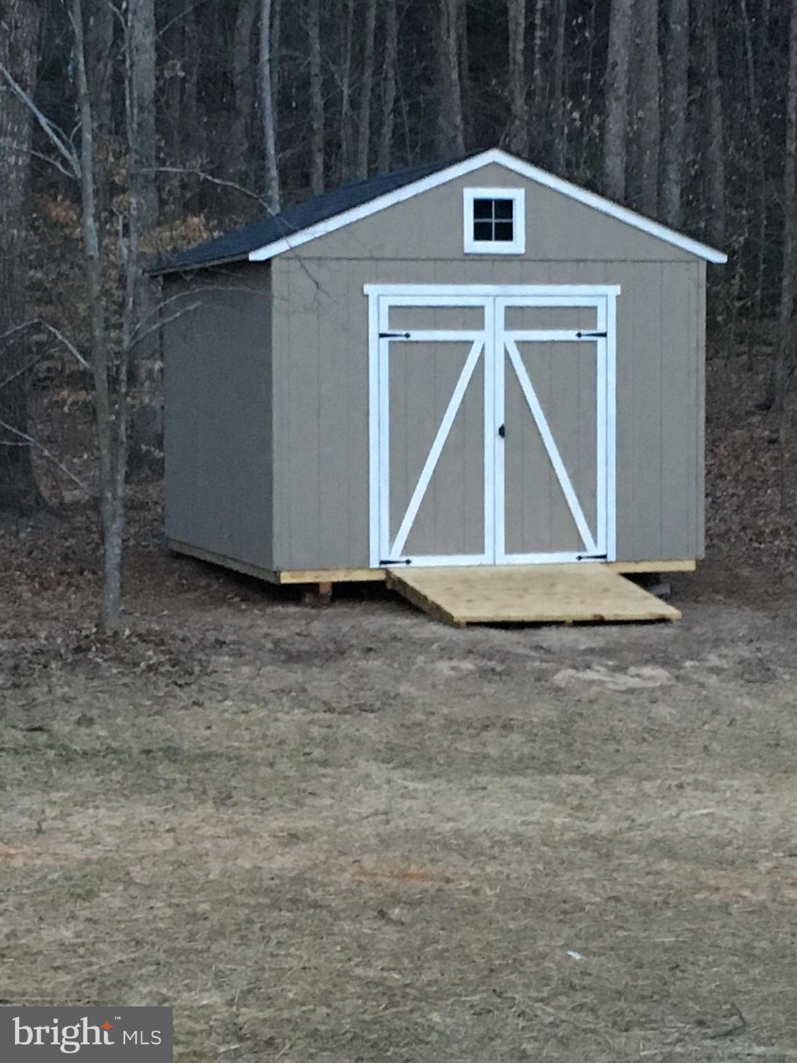 DOE RUN ESTATES - Residential