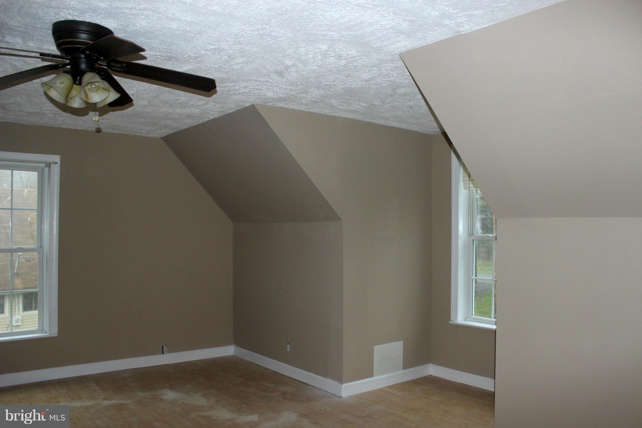 SHAWNEELAND - Residential