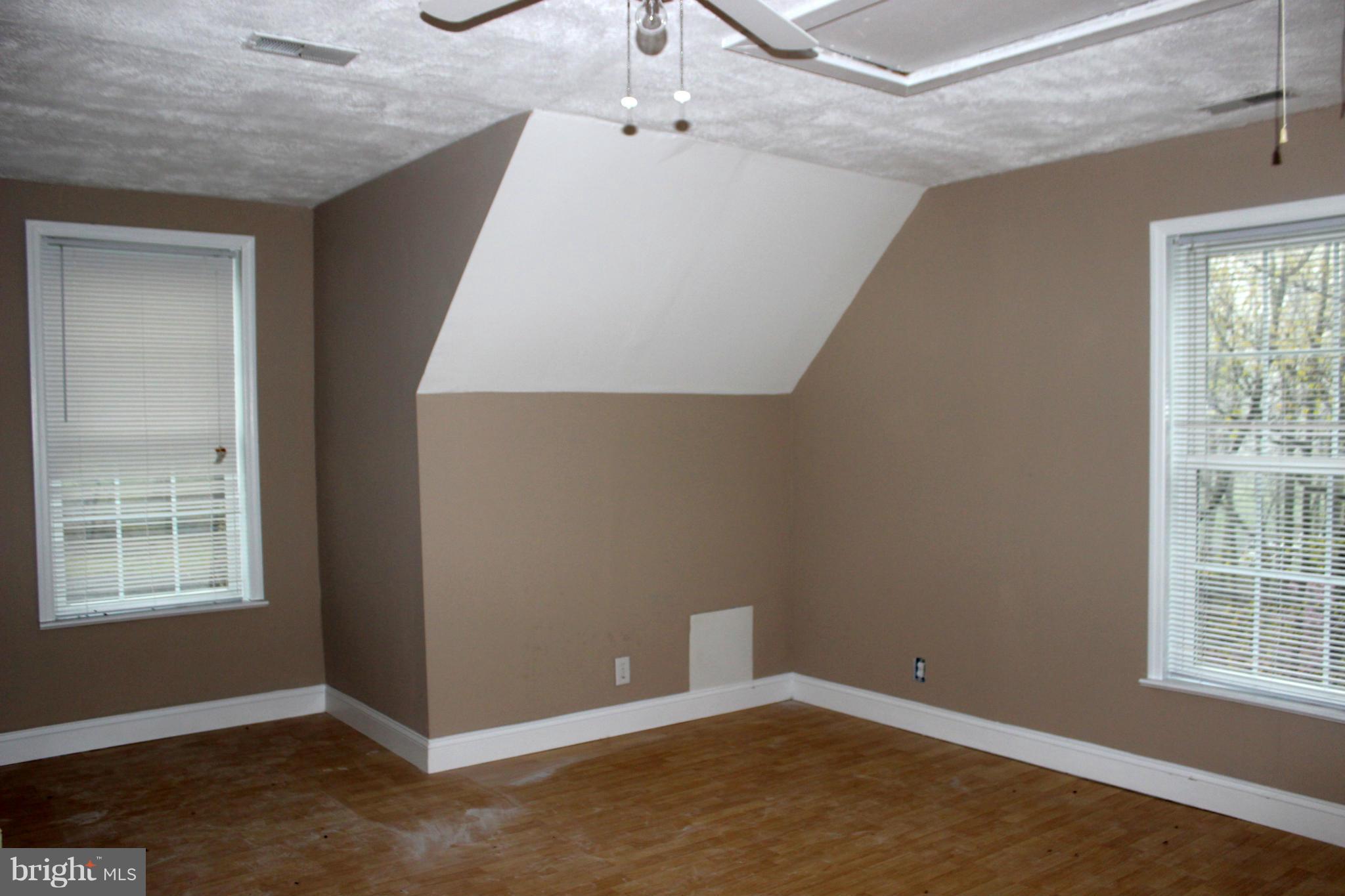 SHAWNEELAND - Residential