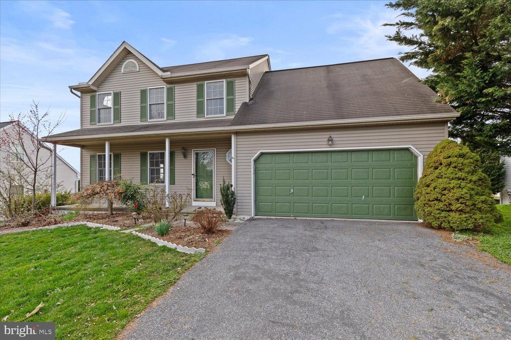 Photo of 470 Mallard Drive, Manheim, PA 17545 (MLS # PALA2048026)