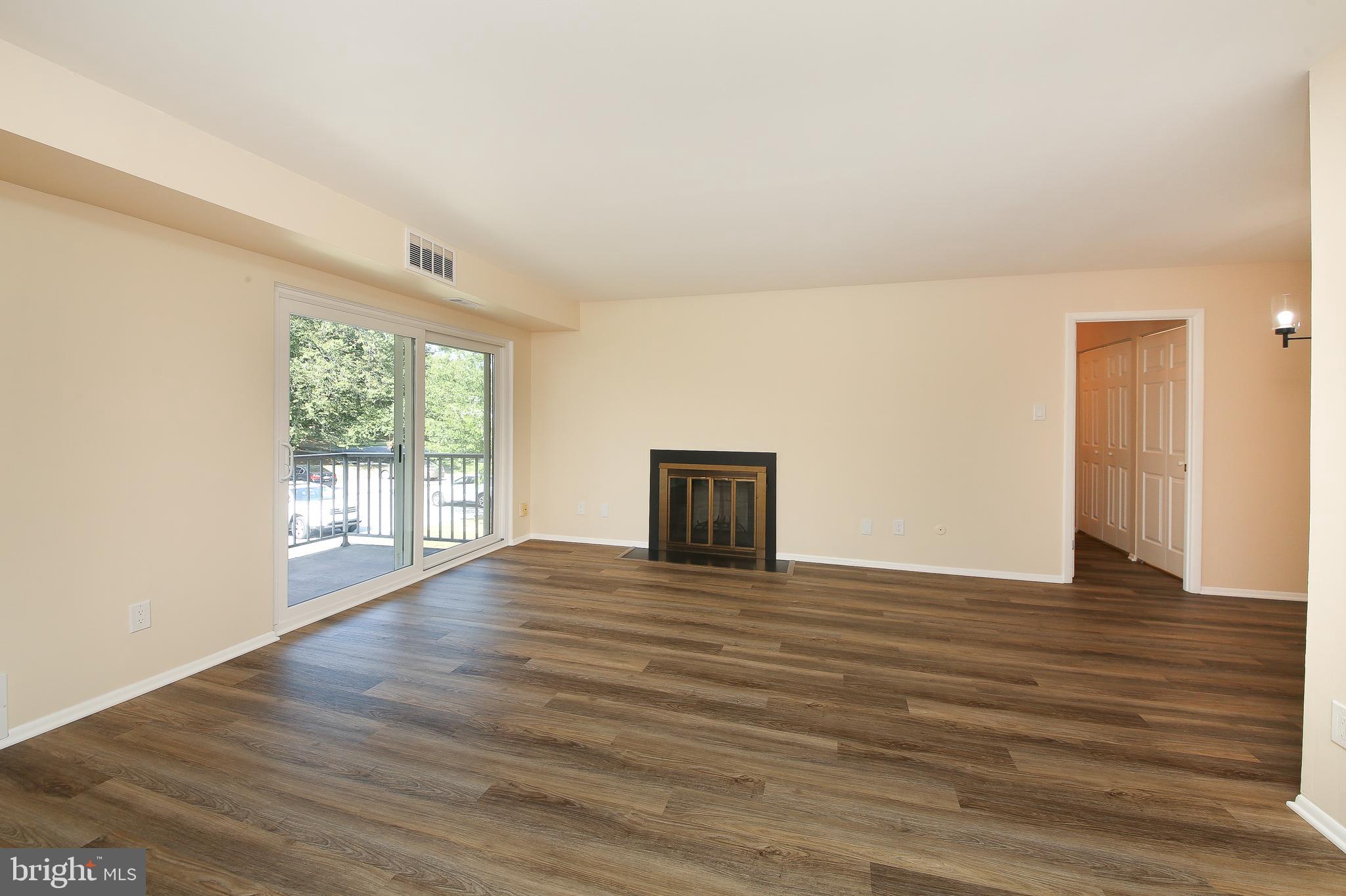 463 OLD FORGE CROSSING 463