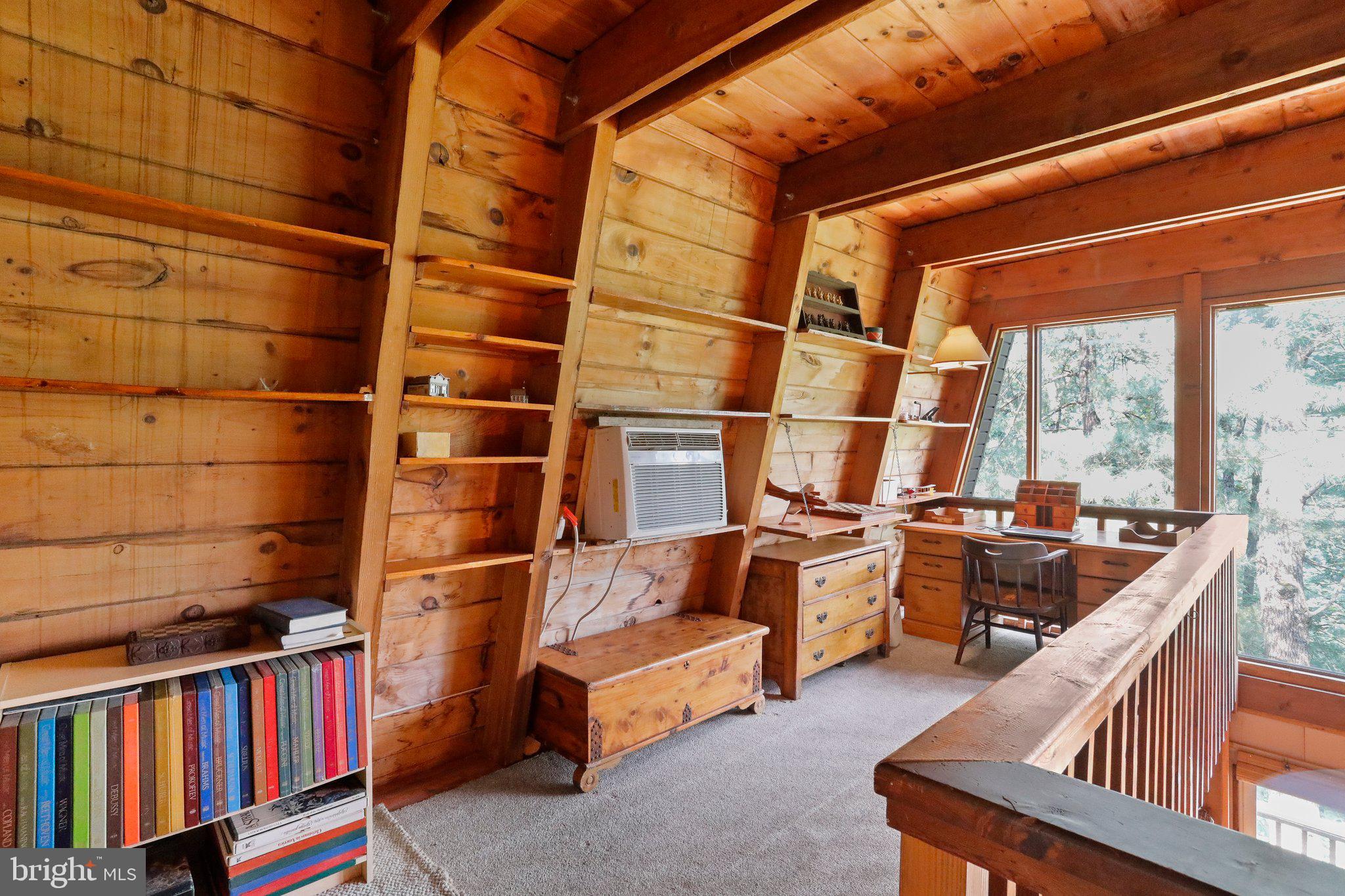 SLEEPY HOLLOW - Residential