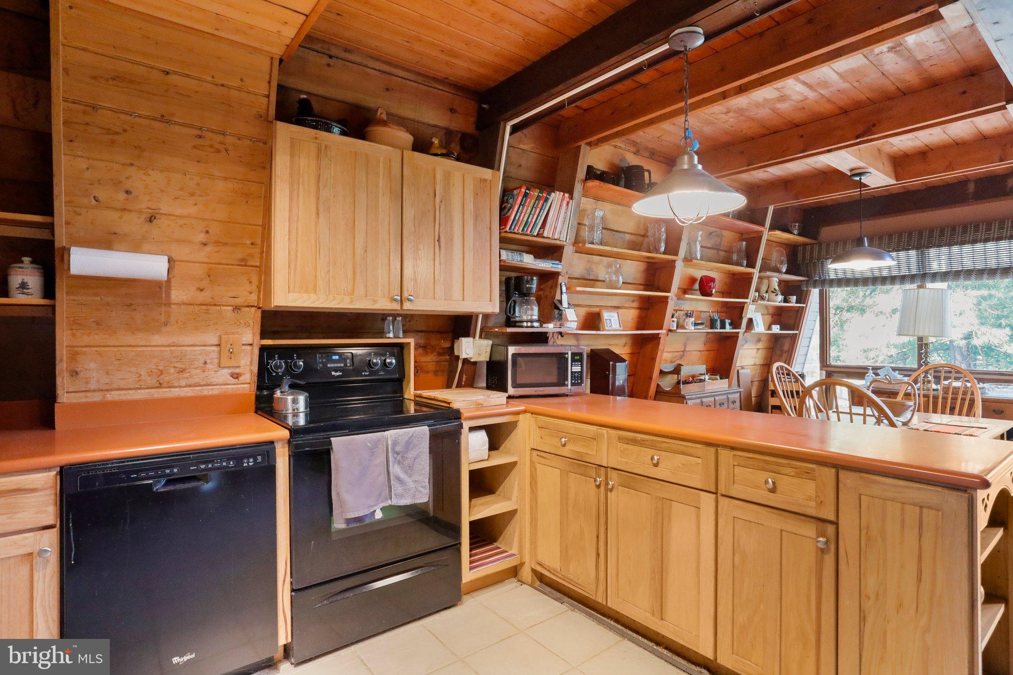 SLEEPY HOLLOW - Residential