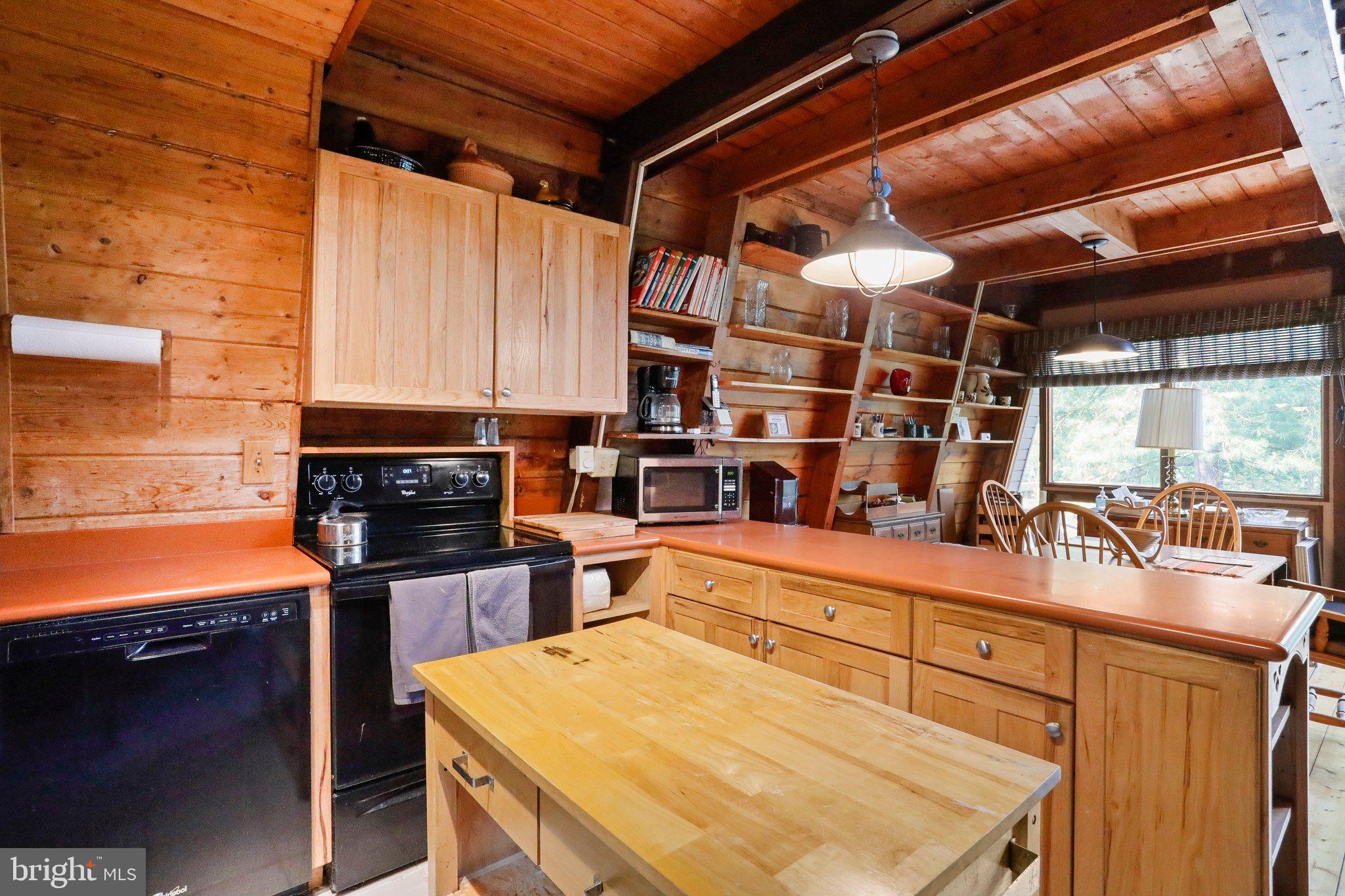 SLEEPY HOLLOW - Residential