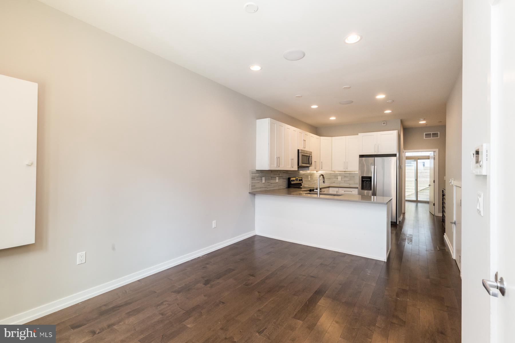 CENTER CITY - Residential Lease