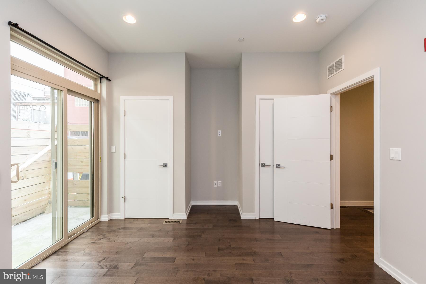 CENTER CITY - Residential Lease