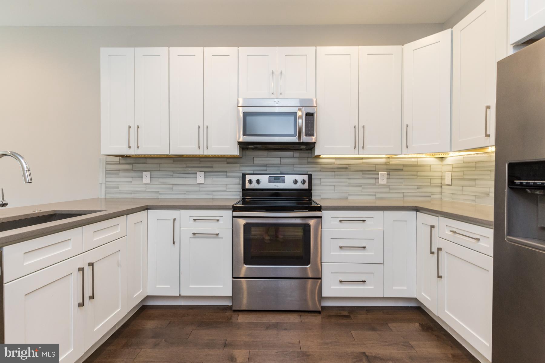 CENTER CITY - Residential Lease