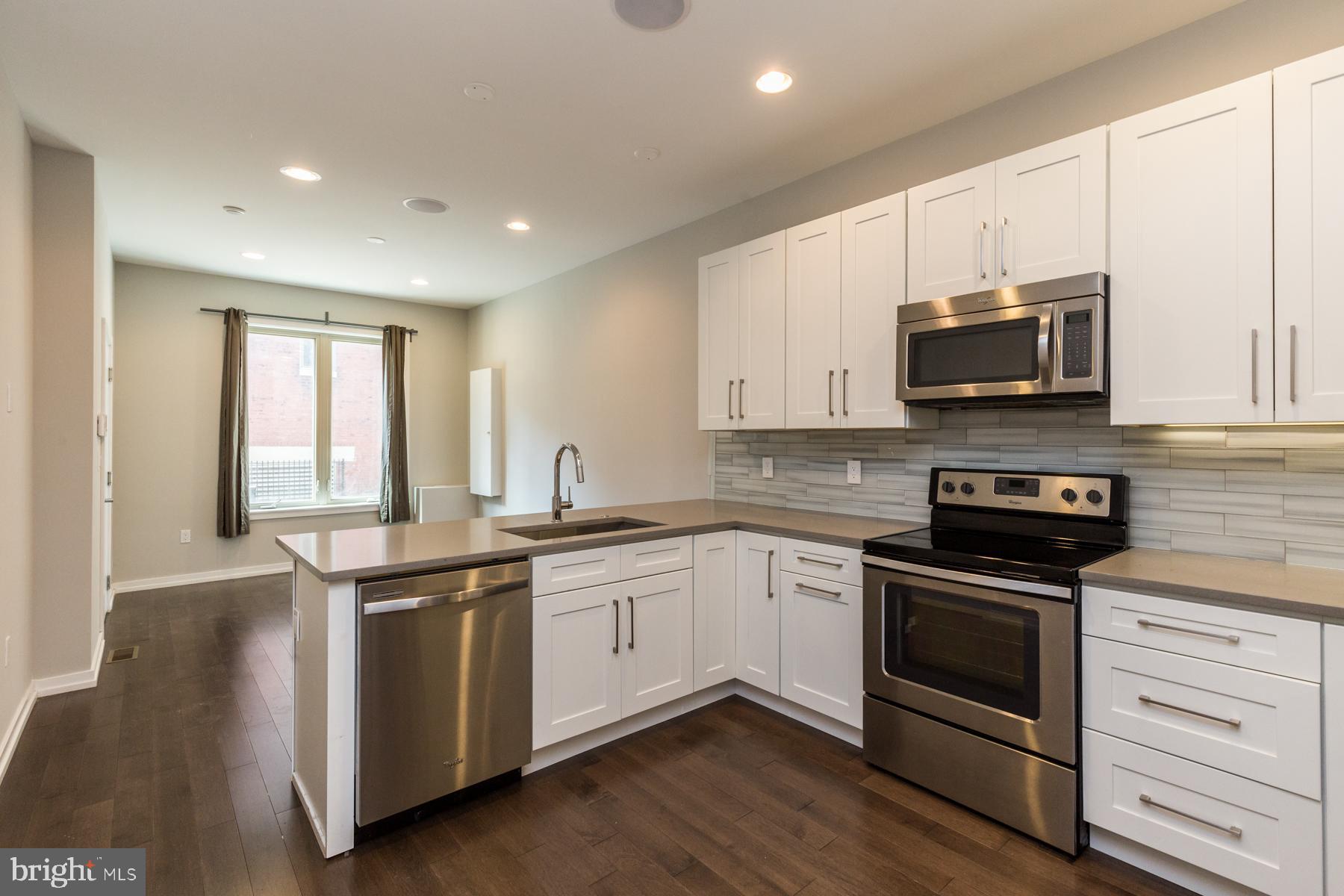 CENTER CITY - Residential Lease