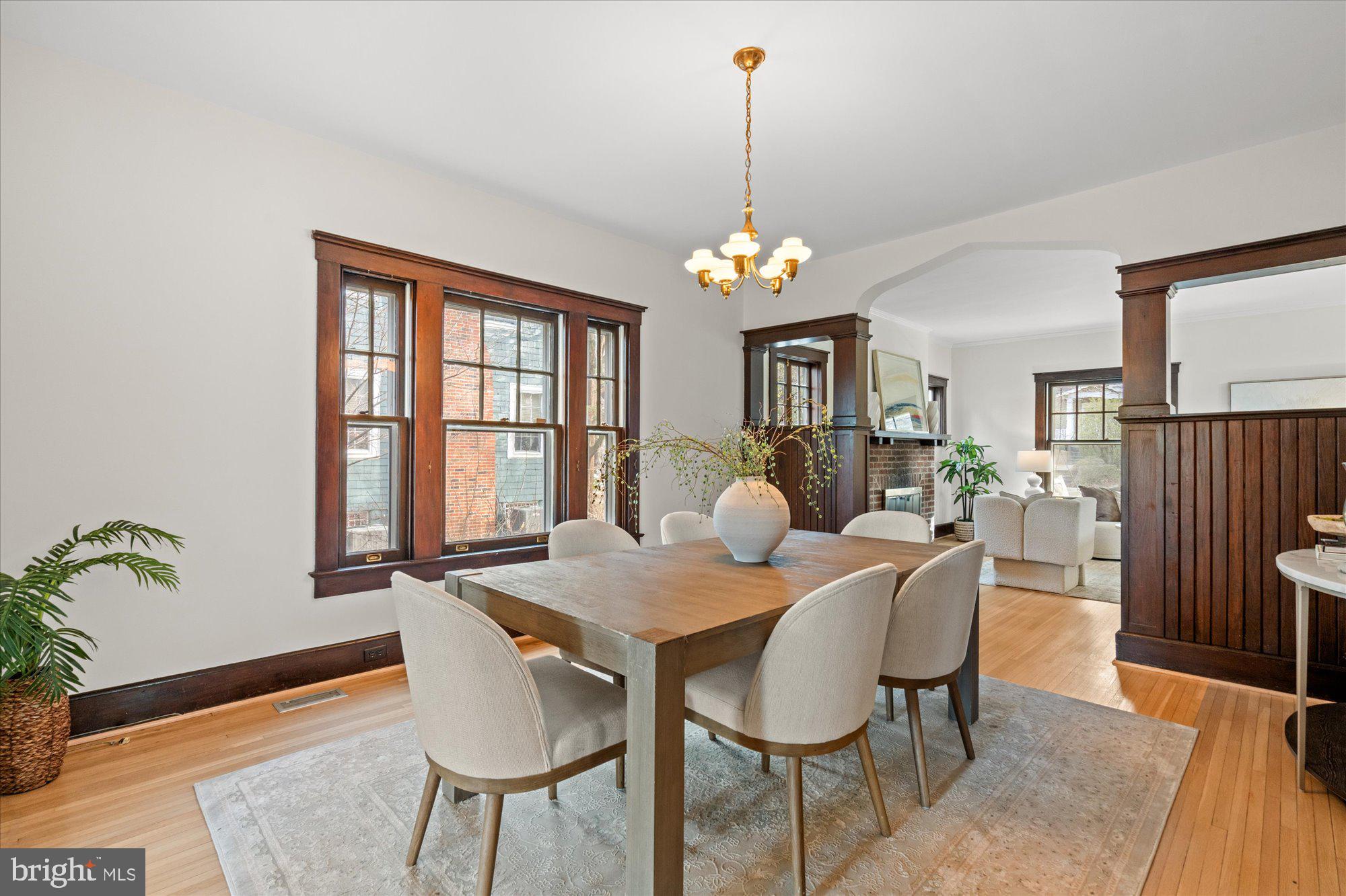 CHEVY CHASE - Residential