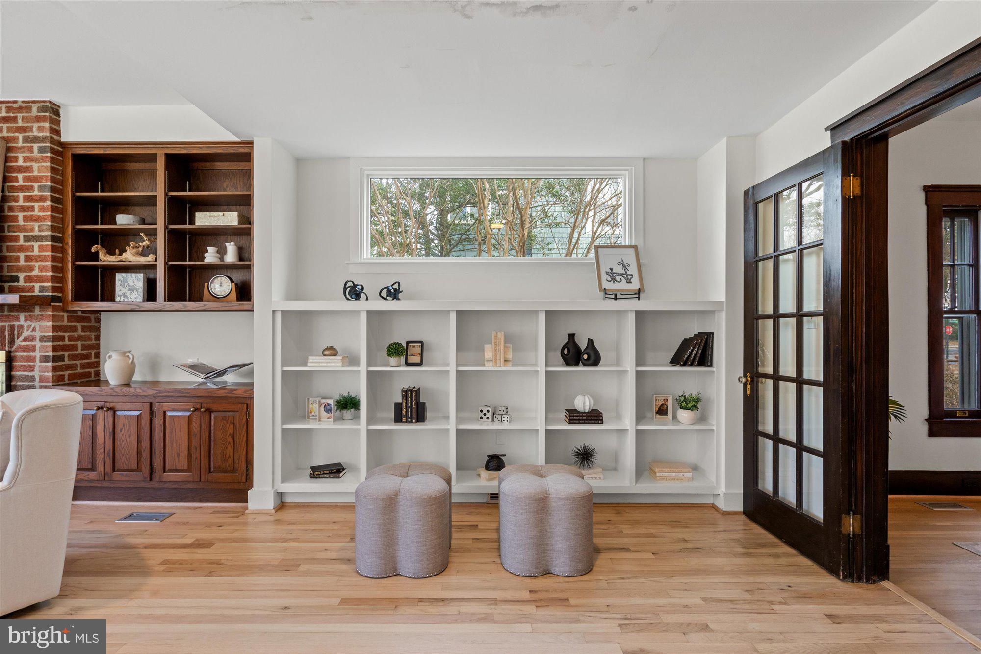 CHEVY CHASE - Residential