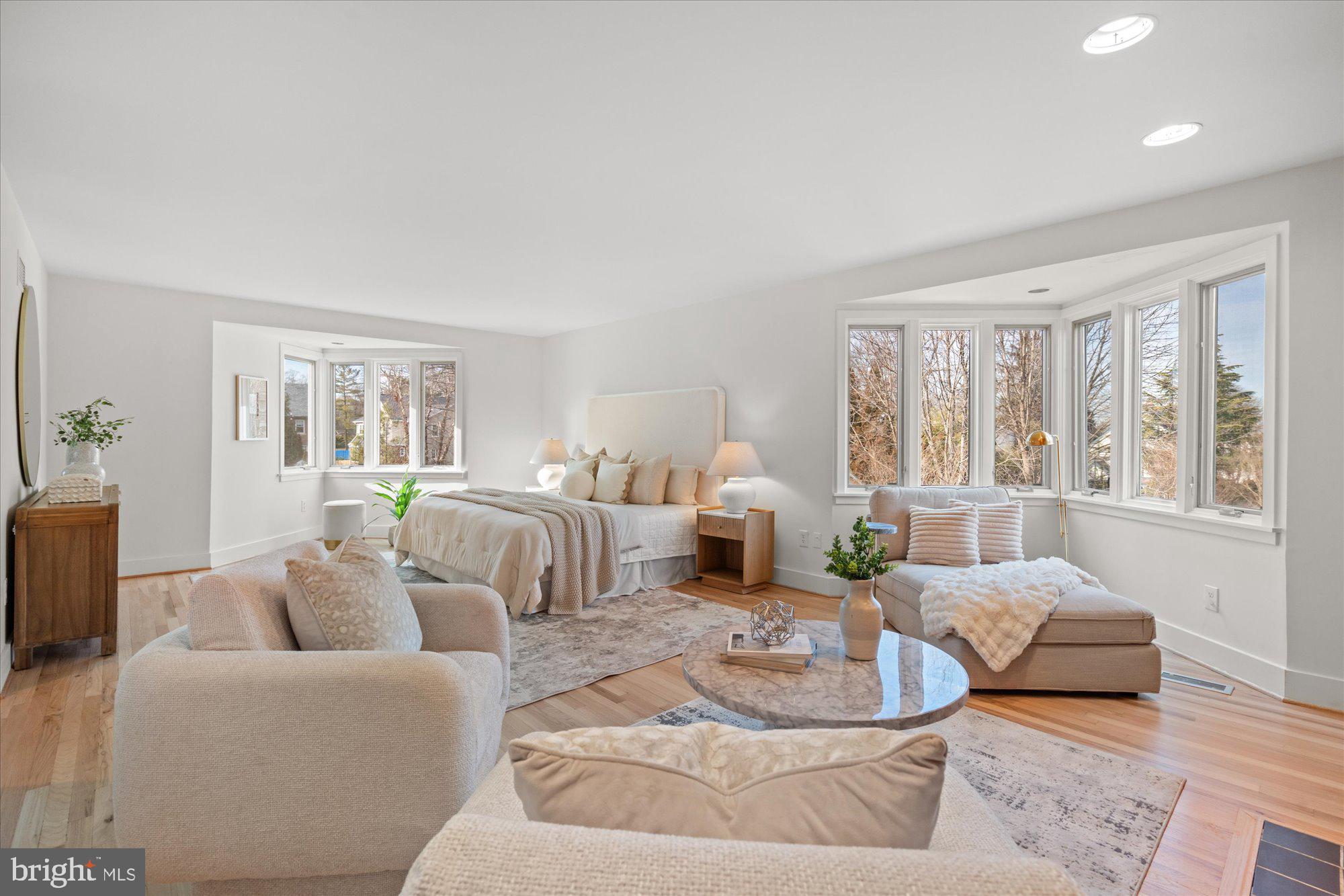 CHEVY CHASE - Residential