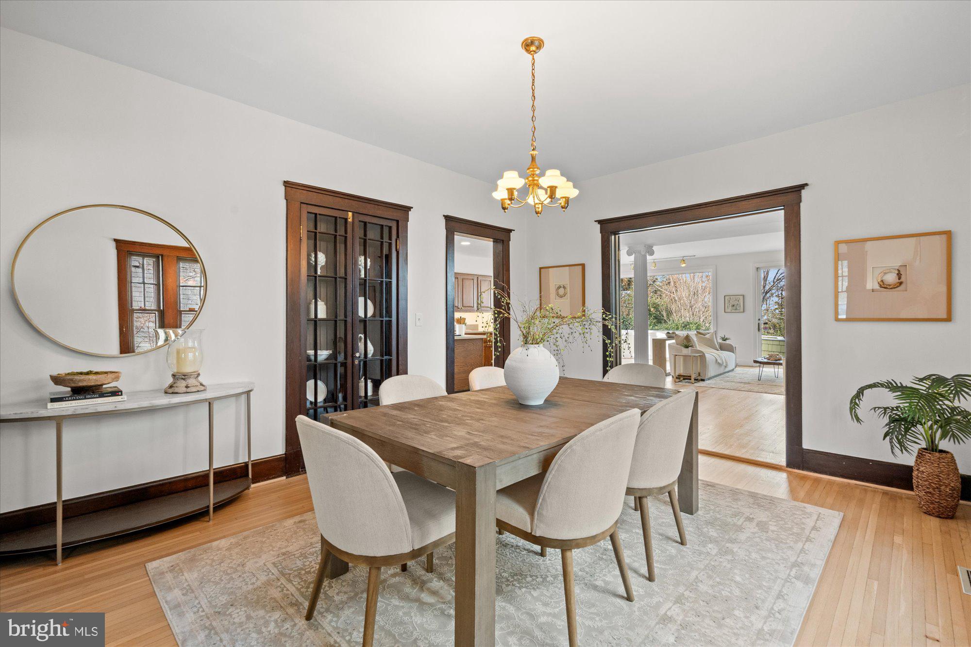 CHEVY CHASE - Residential