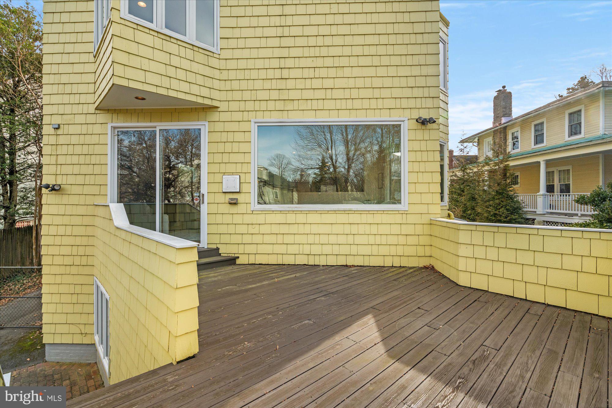 CHEVY CHASE - Residential