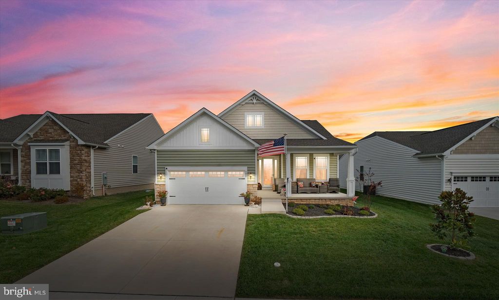 Photo of 798 Honey Locust Road, MIDDLETOWN, DE 19709 (MLS # DENC2092652)