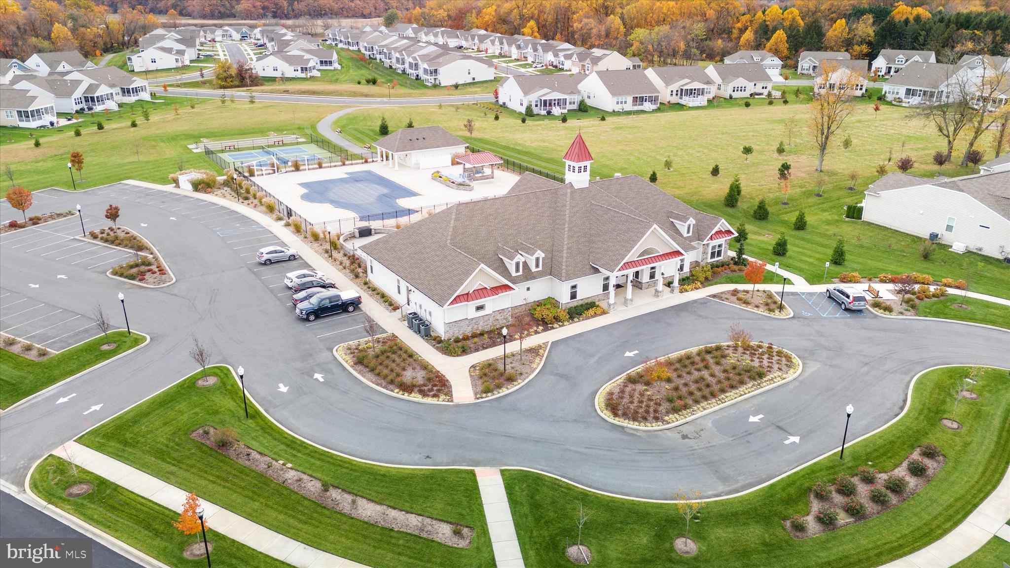 FOUR SEASONS AT BAYMONT FARMS - Residential