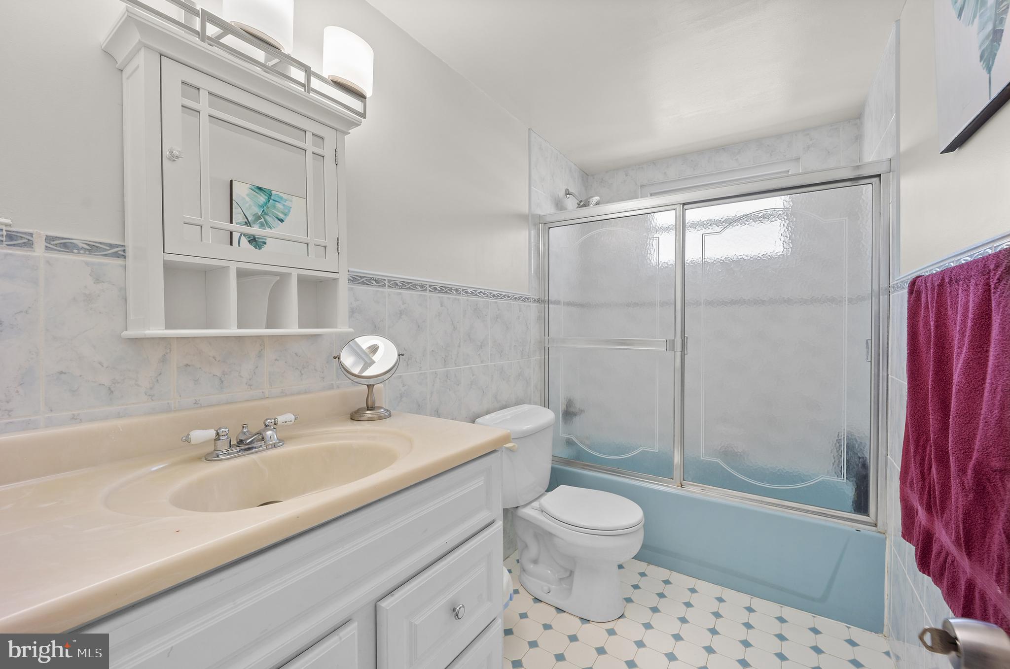 BUSTLETON - Residential