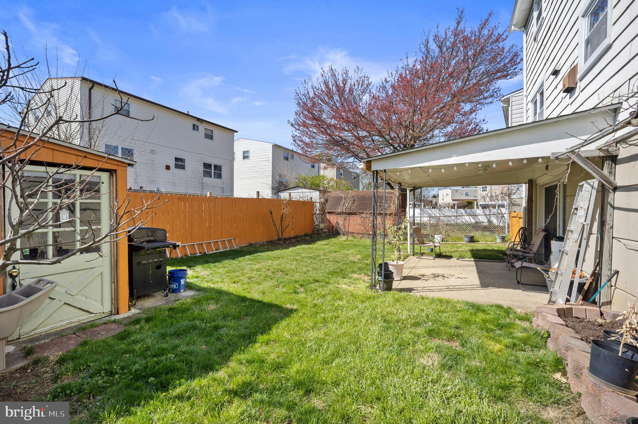 BUSTLETON - Residential