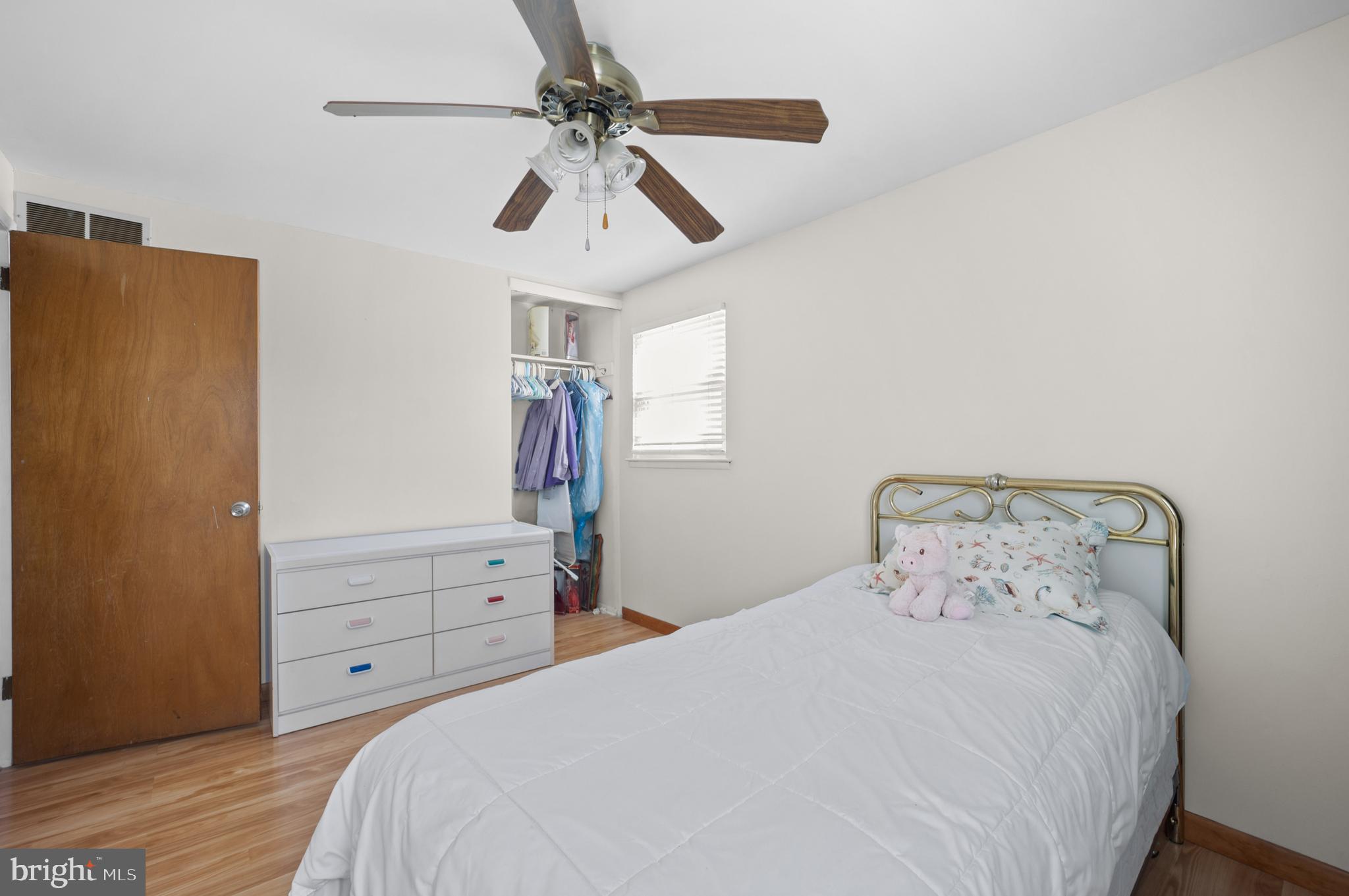 BUSTLETON - Residential