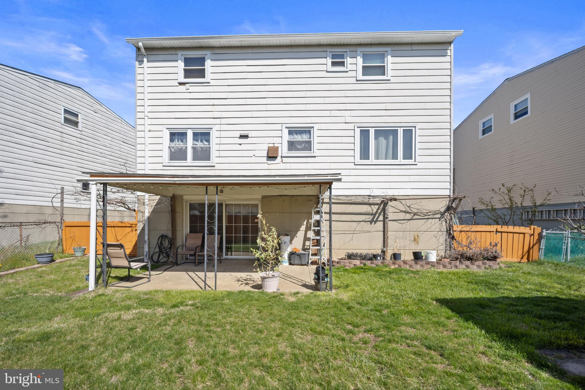 BUSTLETON - Residential