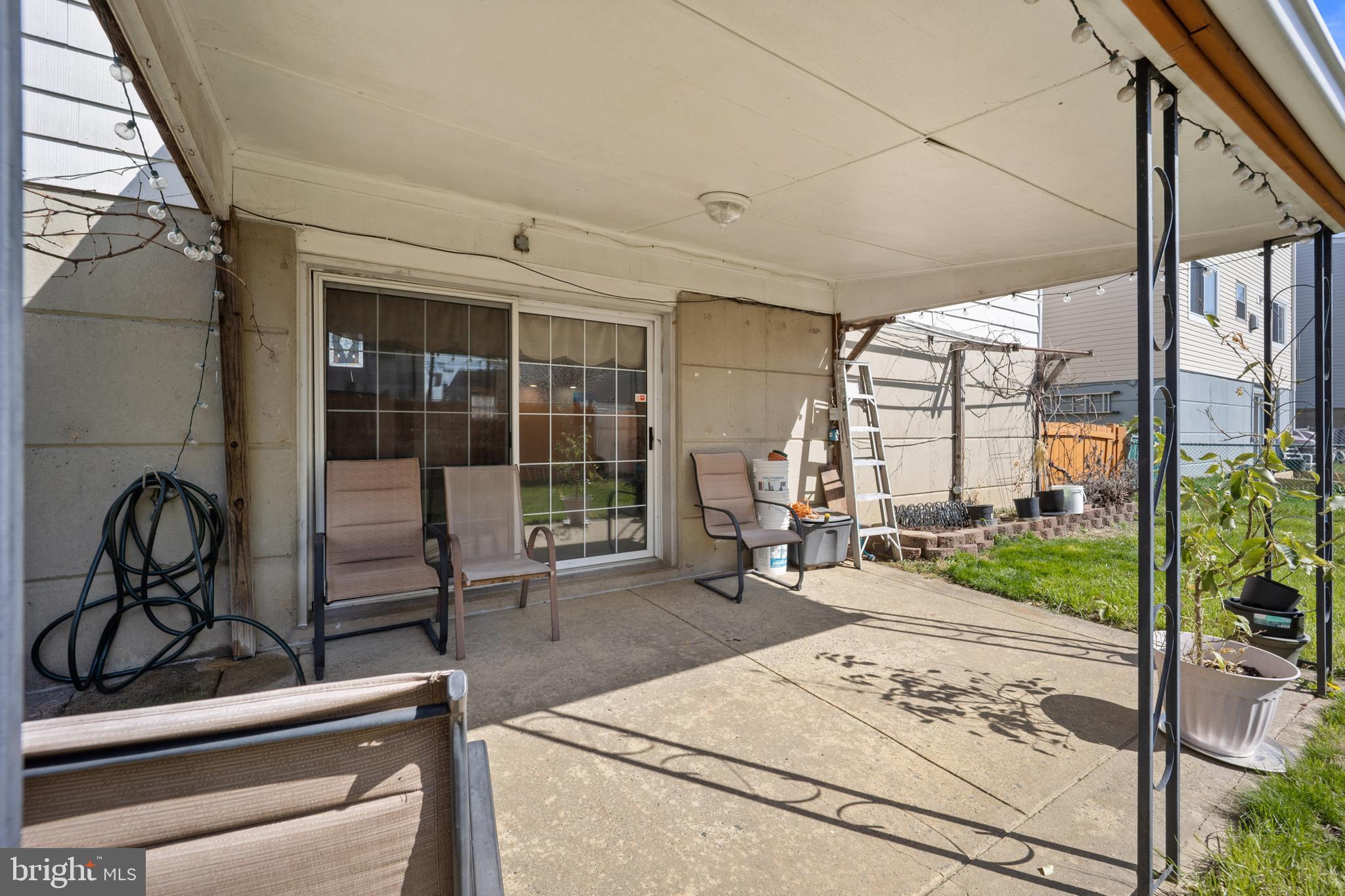 BUSTLETON - Residential