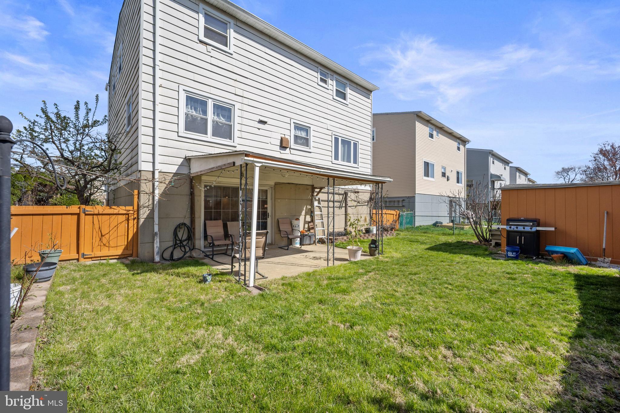 BUSTLETON - Residential