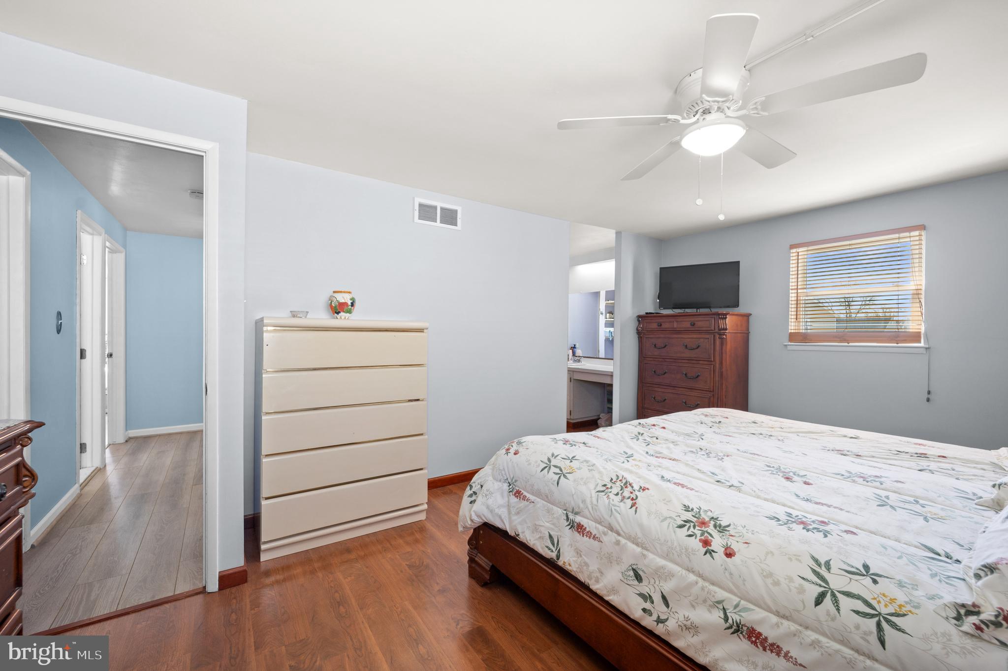 BUSTLETON - Residential