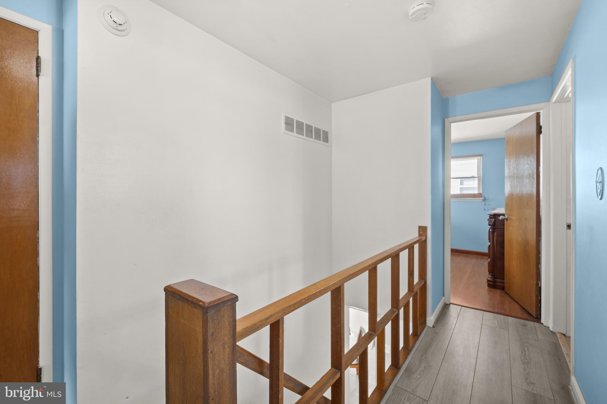 BUSTLETON - Residential