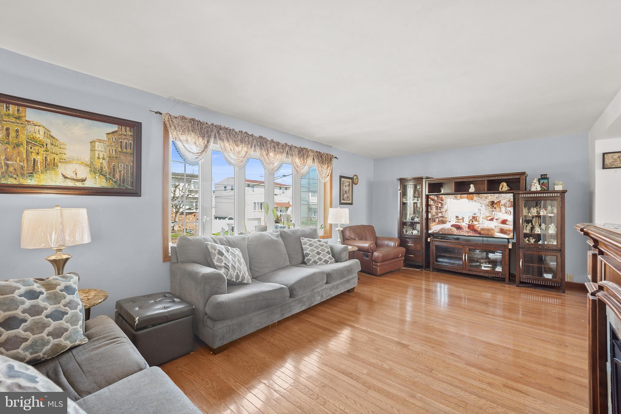 BUSTLETON - Residential