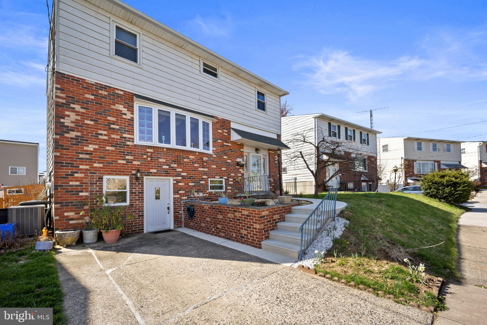 BUSTLETON - Residential