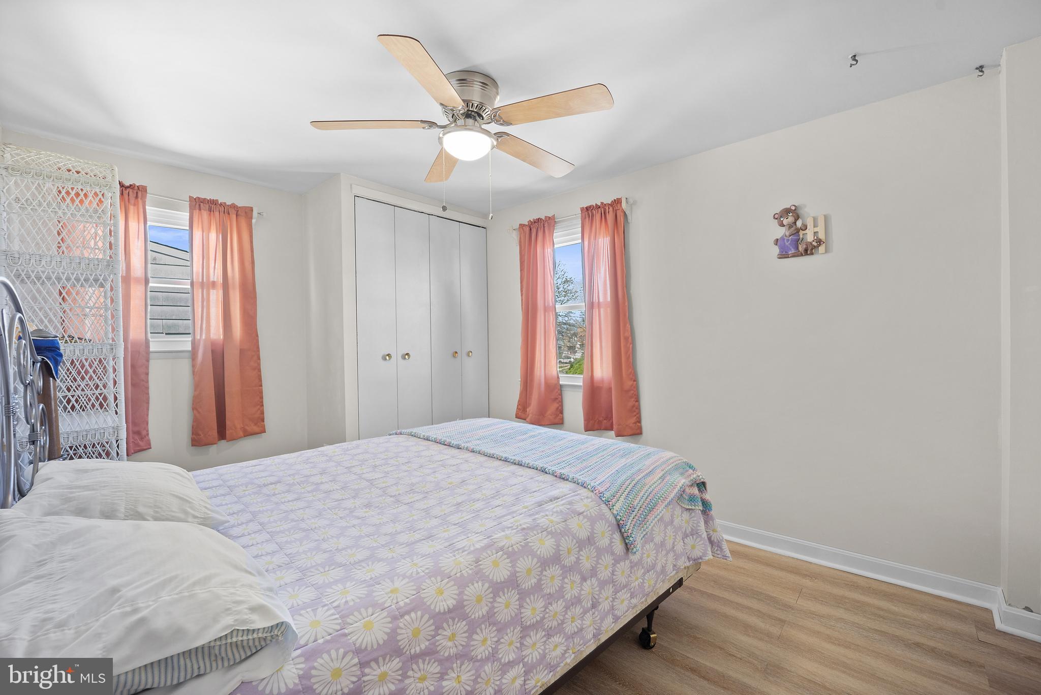 BUSTLETON - Residential