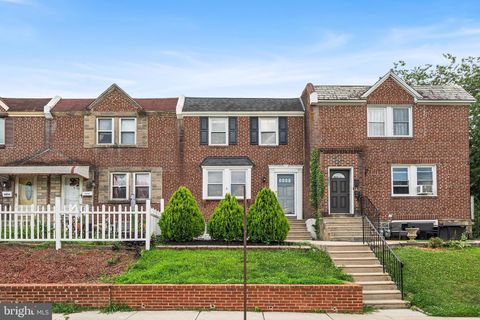 Townhouse For Rent - 3858 Berkley Avenue<br/> DREXEL HILL, PA 19026
