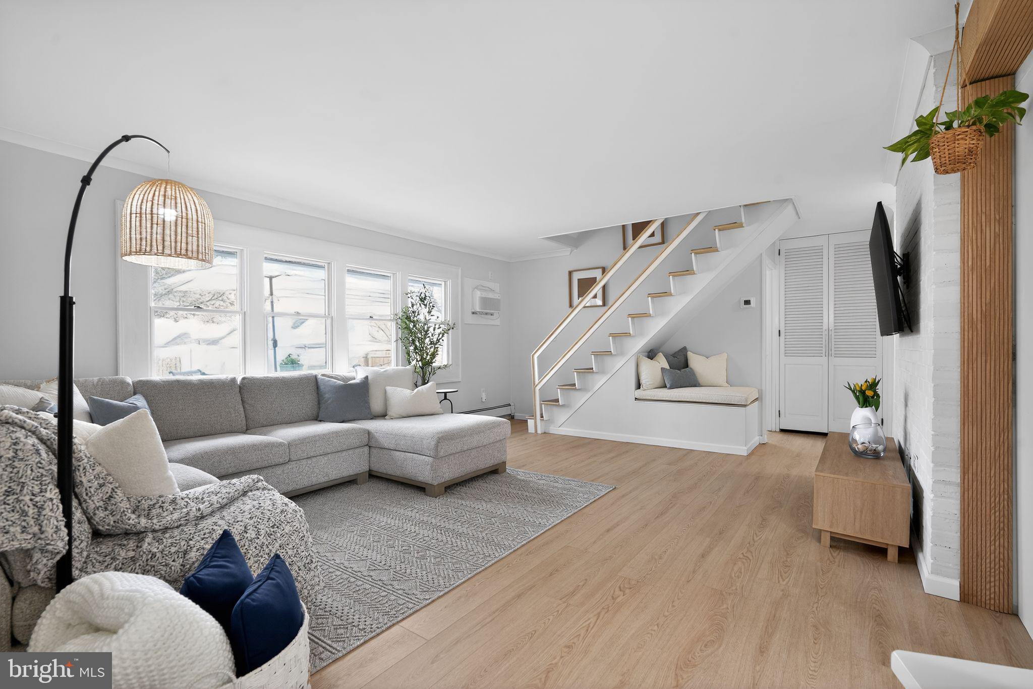 RED CEDAR HILL - Residential