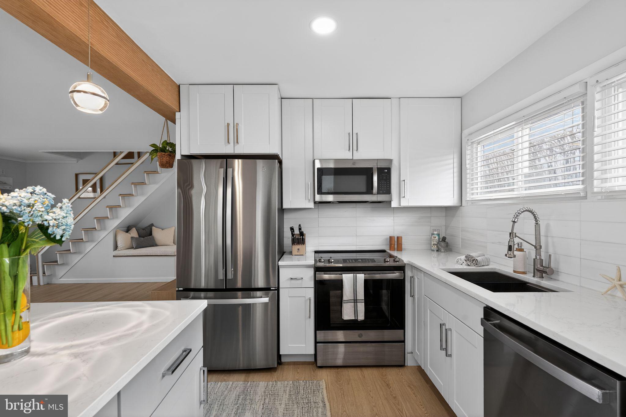 RED CEDAR HILL - Residential