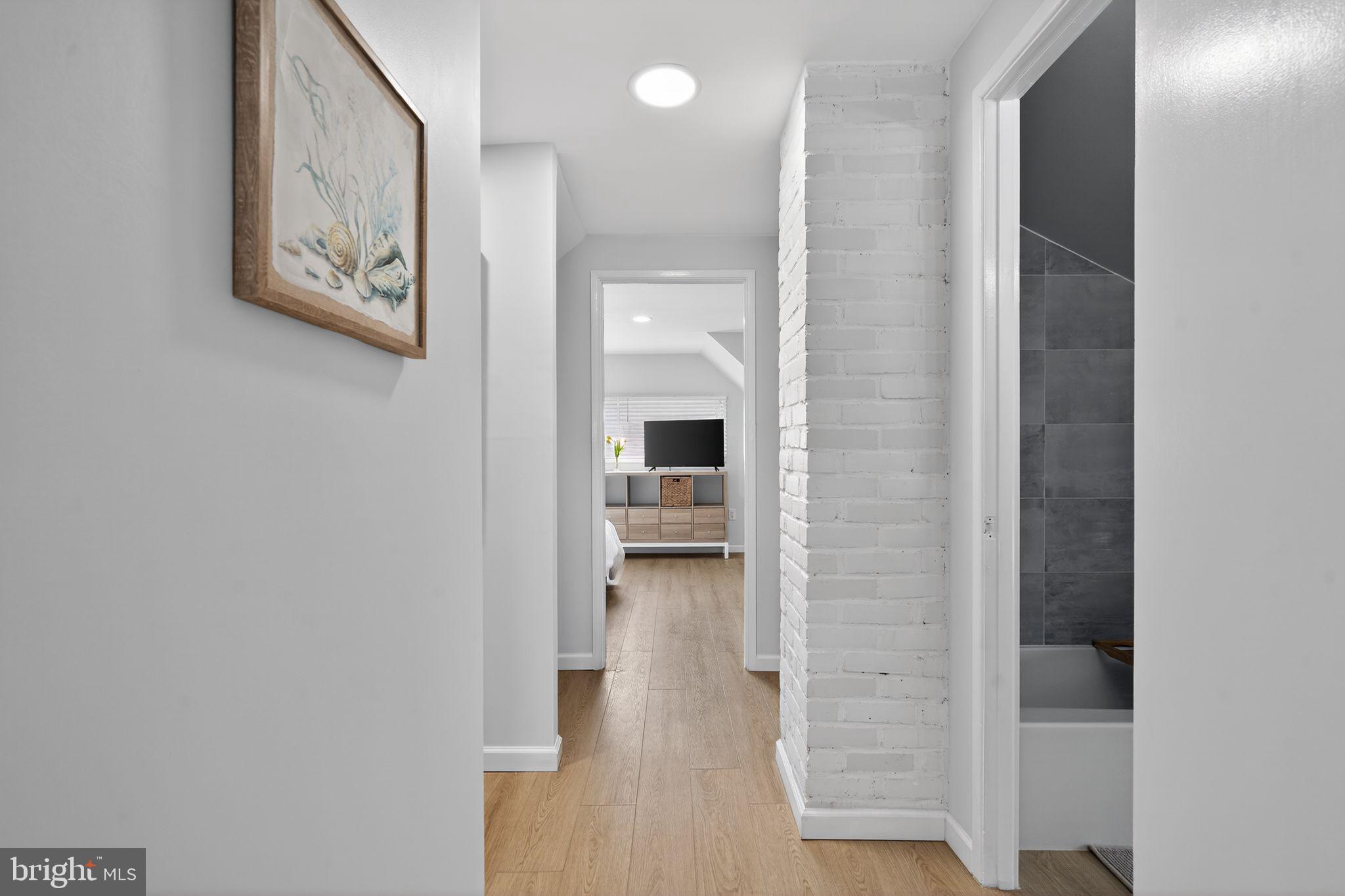 RED CEDAR HILL - Residential