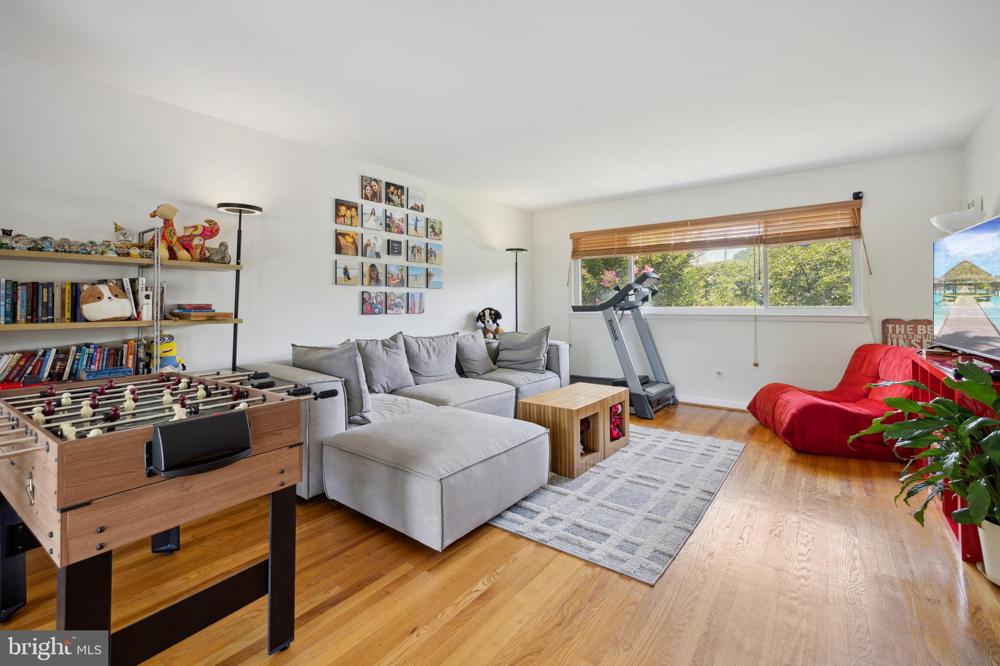 MONTROSE - Residential