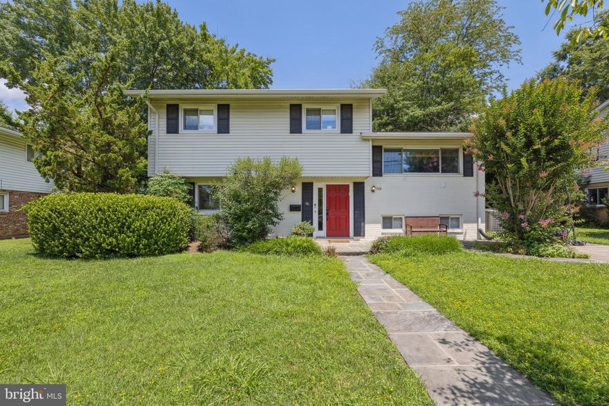 Come explore this gorgeous four level split Colonial in the highly-sought after Montrose community of North Bethesda. Boasting four bedrooms, three full bathrooms plus a half bath, a finished lower level, tremendous backyard, and extensive upgrades throughout, this move-in-ready home is designed for modern living and comfort.

The main level welcomes all with brand-new premium hardwood floors enhanced by bright windows and integrated smart electricity to control the recessed lighting. The kitchen has been completely renovated to optimize space and functionality.  Features include gleaming quartz countertops complimented by a modern gray subway tile backsplash, a breakfast peninsula, new cabinetry, new sink/faucet and stainless-steel appliances for all your culinary endeavors.
A spacious living room provides additional inside access from the front of the home and easy access to the back deck via French doors. There is an adjoining main level bedroom with its own full bathroom which includes a skylight, upgraded floors, upgraded tub/shower, and vanity.
The main level is complete with an open dining area adjoining the kitchen, a powder room, and laundry facilities for your convenience.

On the first upper level you will find a comfortable living area that steps out to enjoy an expansive bluestone patio, ideal for outdoor grilling and dining. The next upper level has three more generous bedrooms which are served by two full, well-appointed bathrooms.
The finished lower level provides room for home entertainment/recreation or an ideal office space for hybrid or work-from-home professionals.

Embrace the feeling of privacy as you enjoy the beautiful fenced-in backyard shaded by mature trees. The ideal location of this home ensures you have everything at your fingertips, with easy access to shopping, dining, and entertainment options nearby. Seize this golden opportunity to embrace the life you’ve always imagined. Make 309 Lorraine Dr your forever home today!