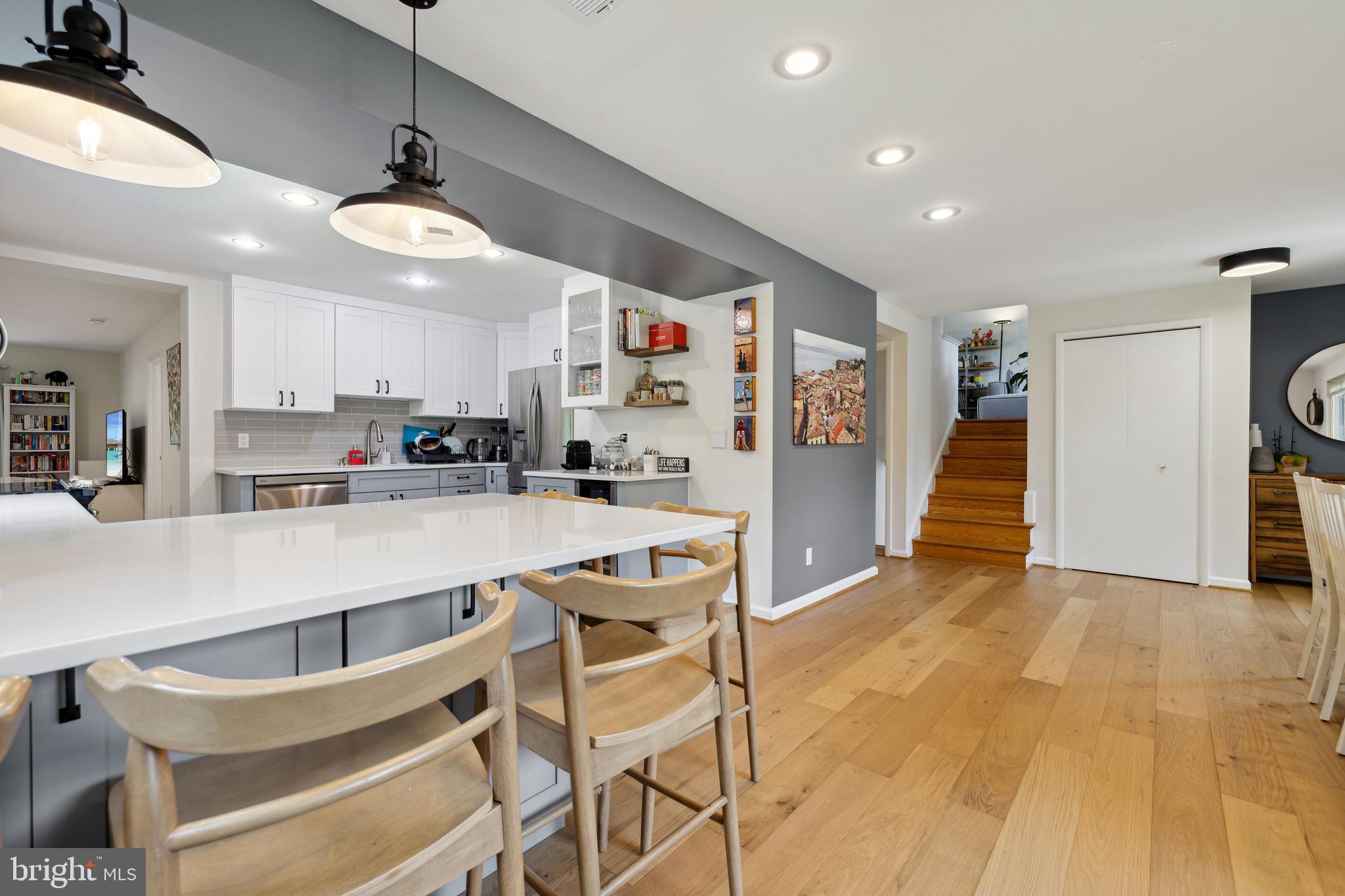 MONTROSE - Residential