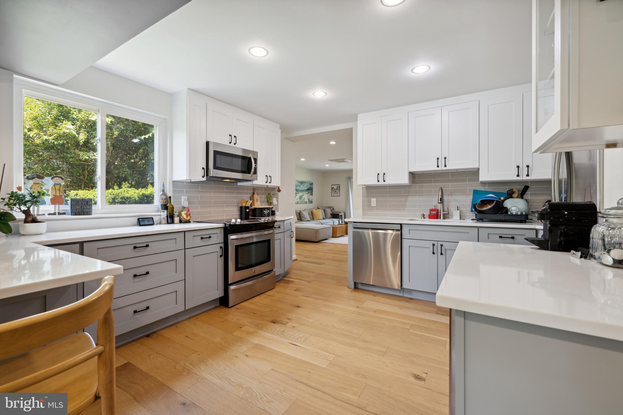 MONTROSE - Residential