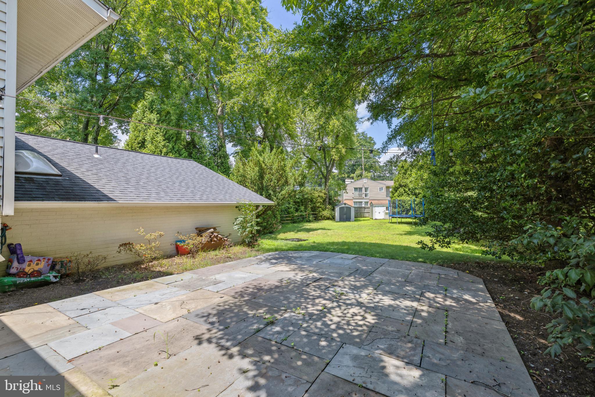 MONTROSE - Residential