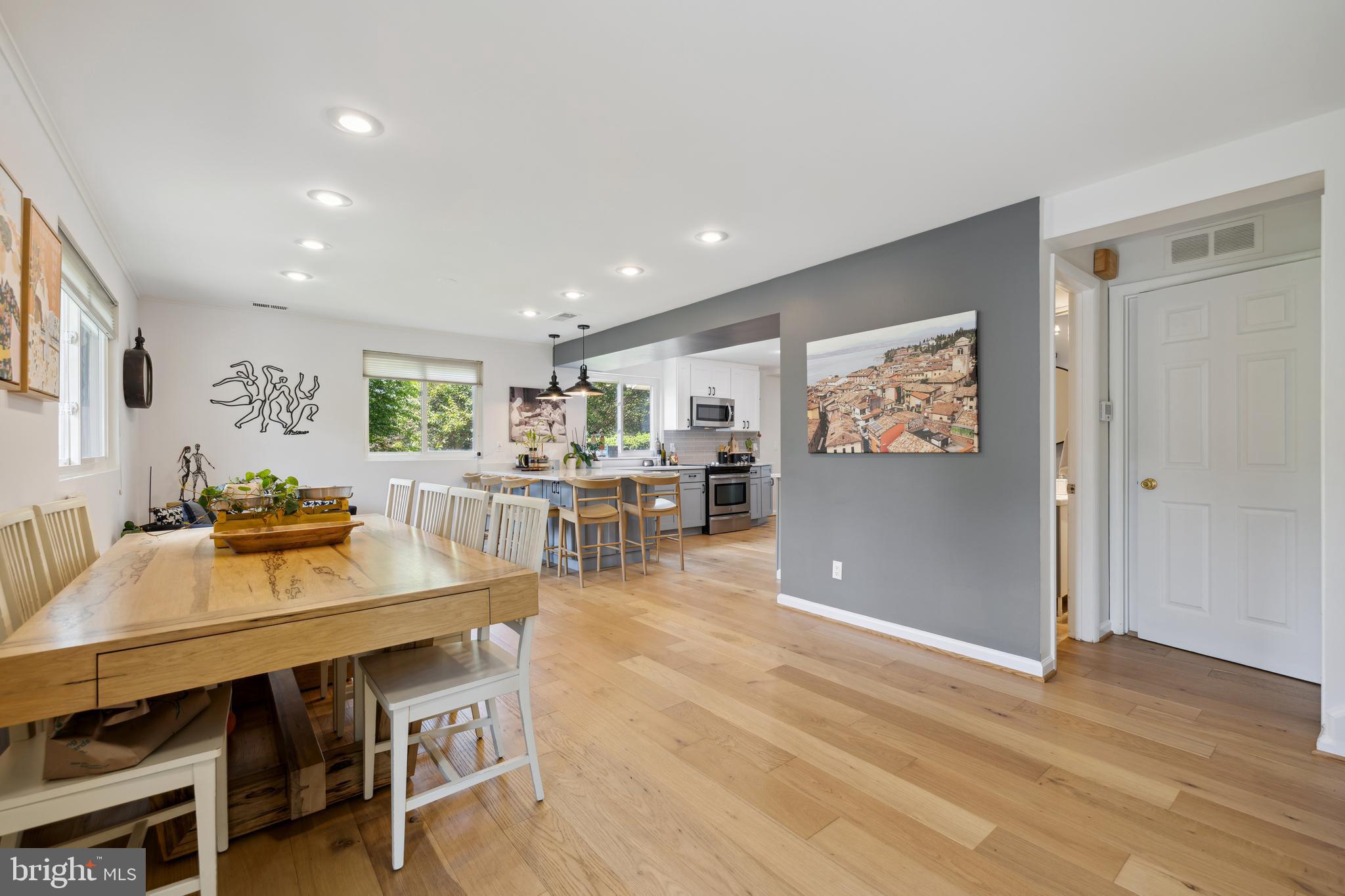 MONTROSE - Residential