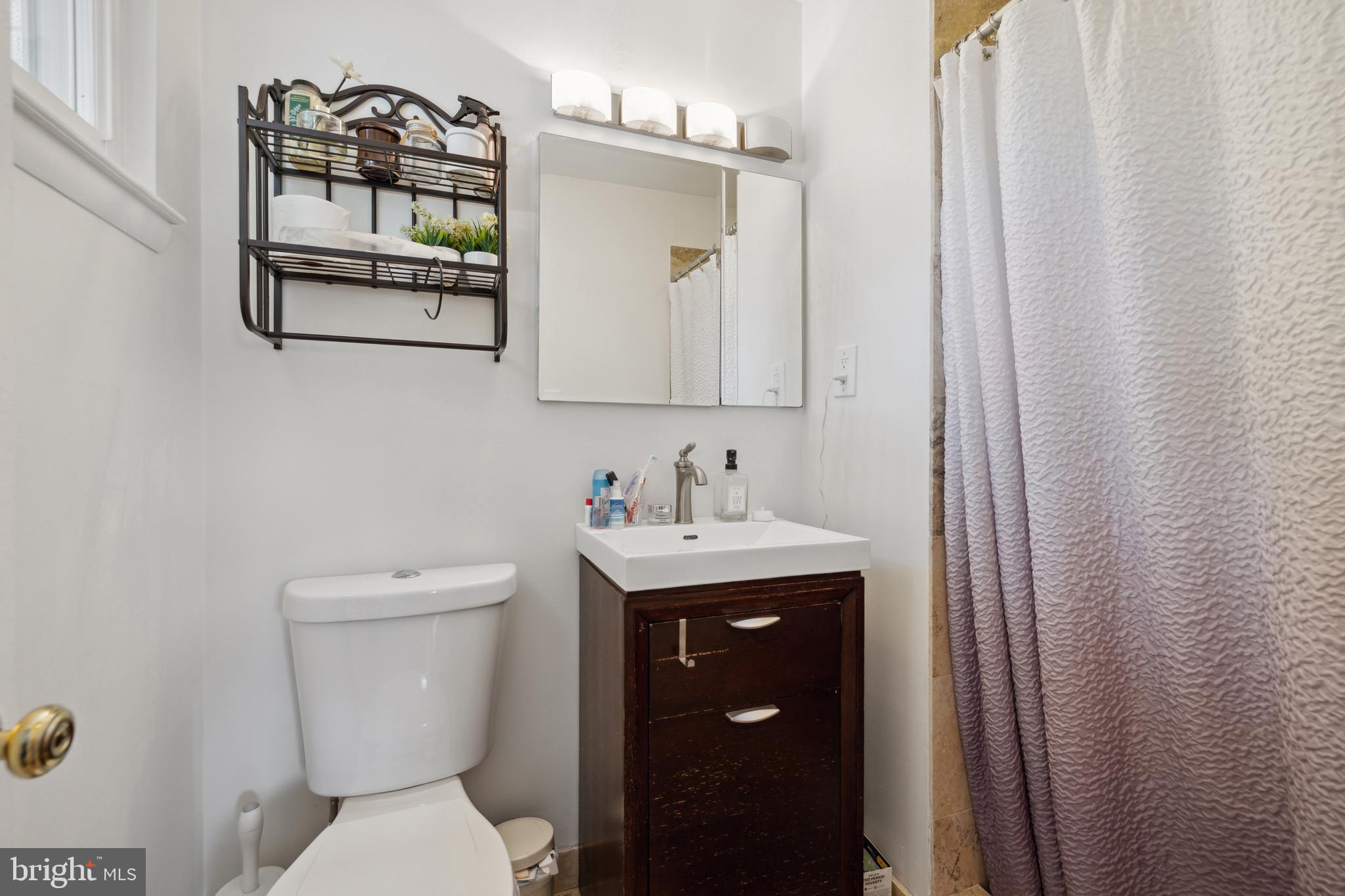 MONTROSE - Residential