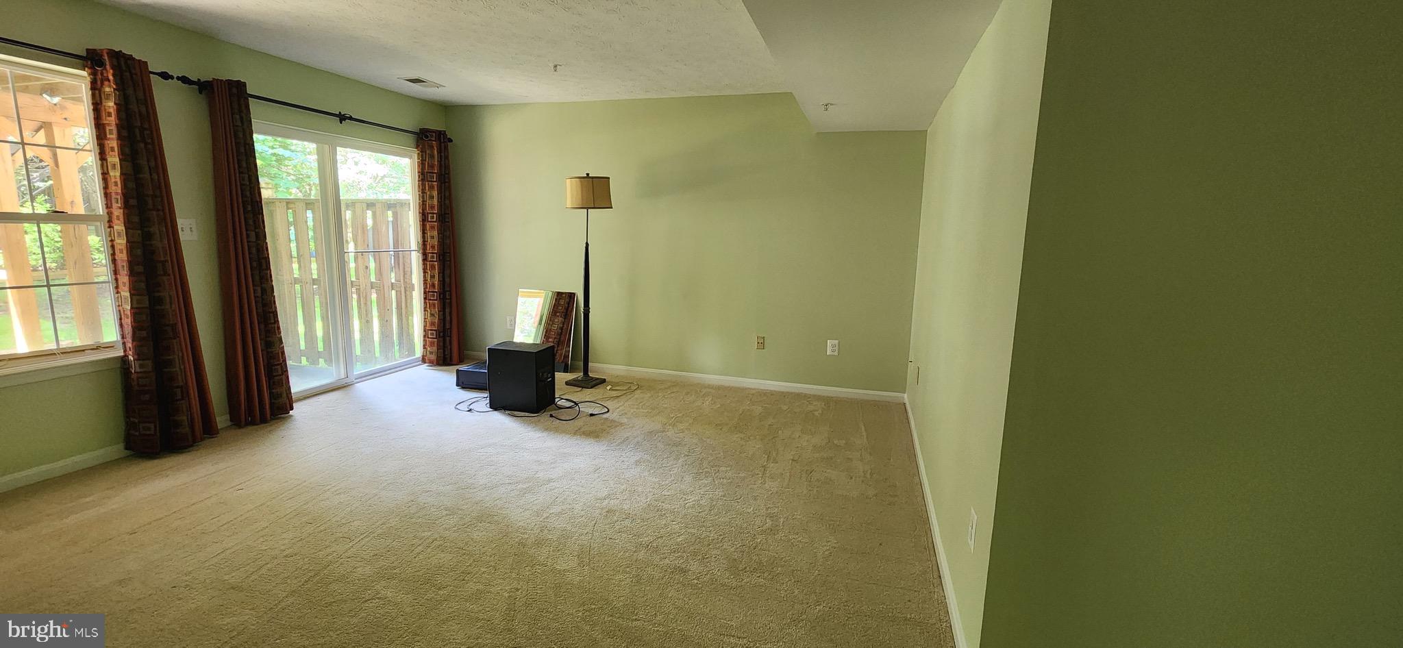 RUSSETT GREEN - Residential Lease