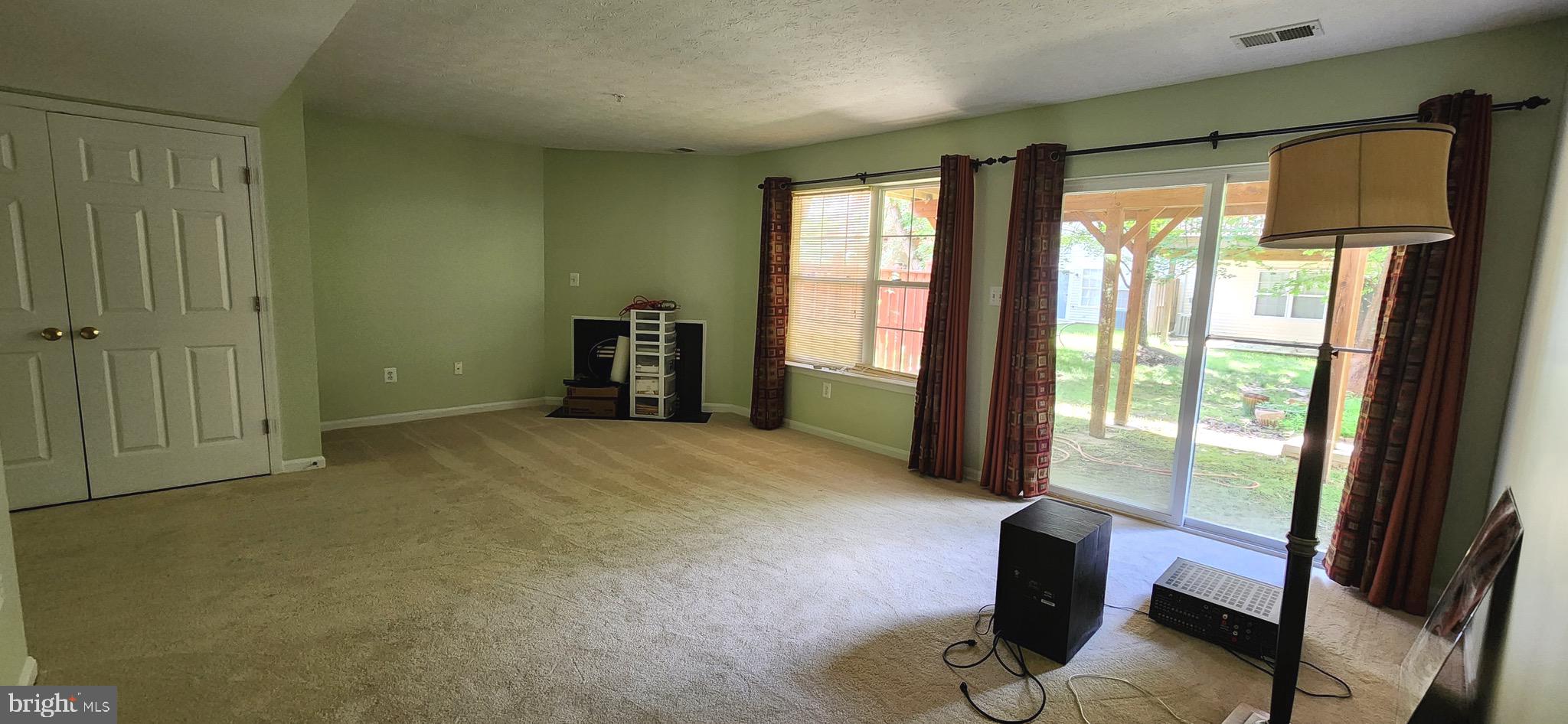 RUSSETT GREEN - Residential Lease