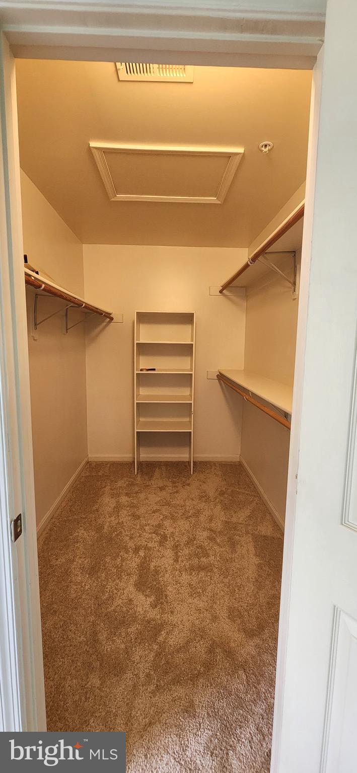 RUSSETT GREEN - Residential Lease