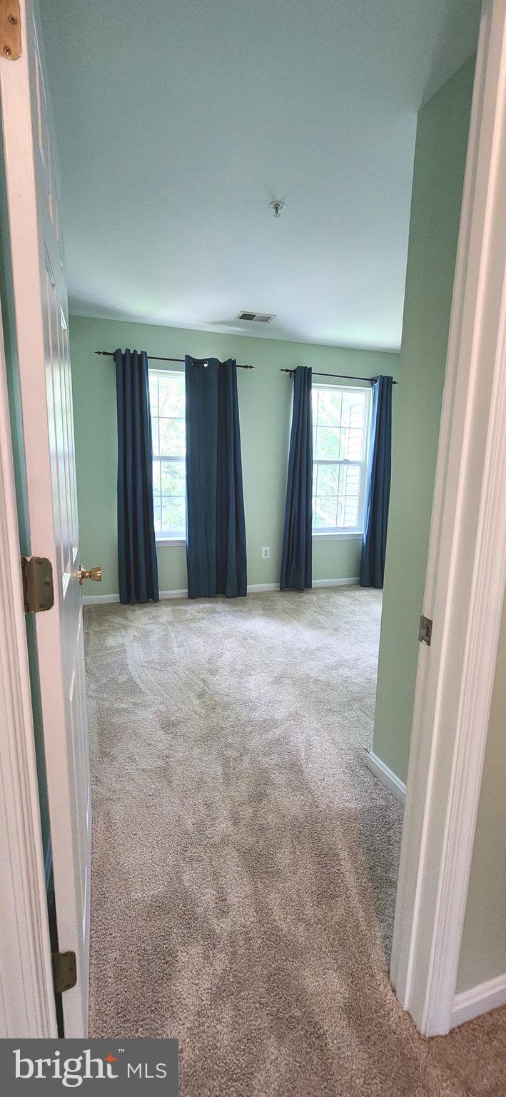 RUSSETT GREEN - Residential Lease